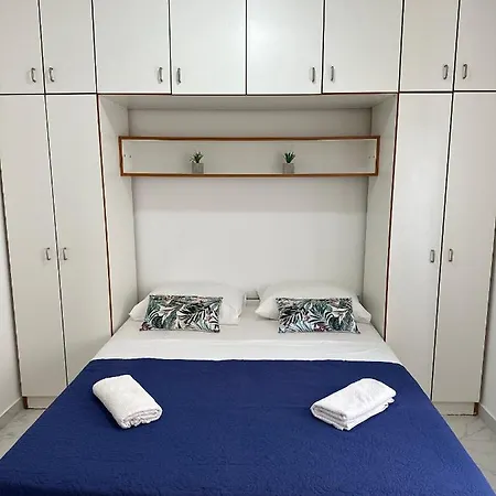 Apartment Okrug Donji 5244d Donji Okrug (Ciovo)